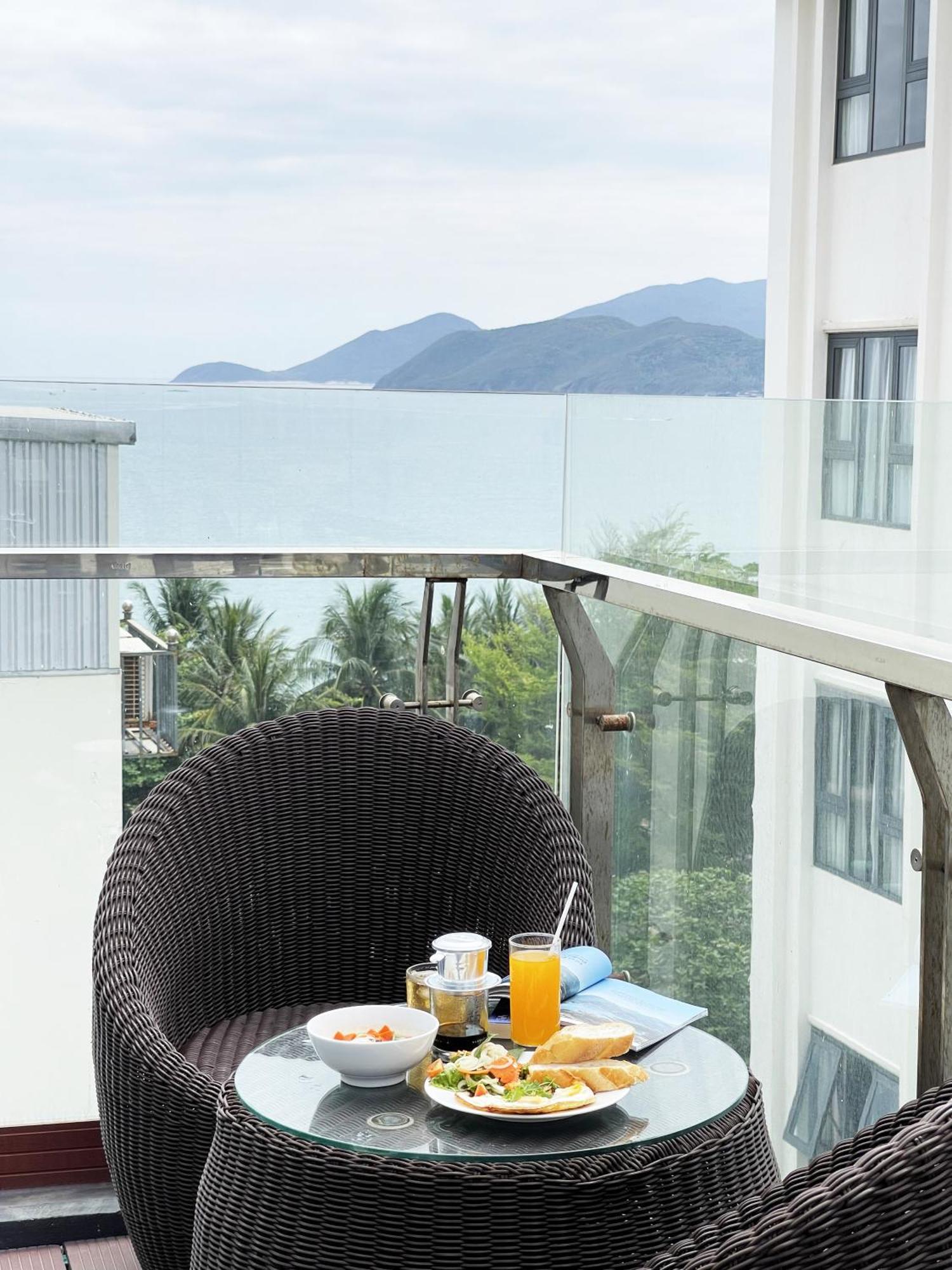 Apollo Hotel Nha Trang Beach Kültér fotó
